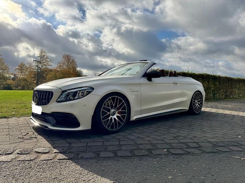 Weiß Gebraucht 2017 Mercedes C63S AMG AMG Edition 1 Cabrio | 47.630 € - Bild 1/4