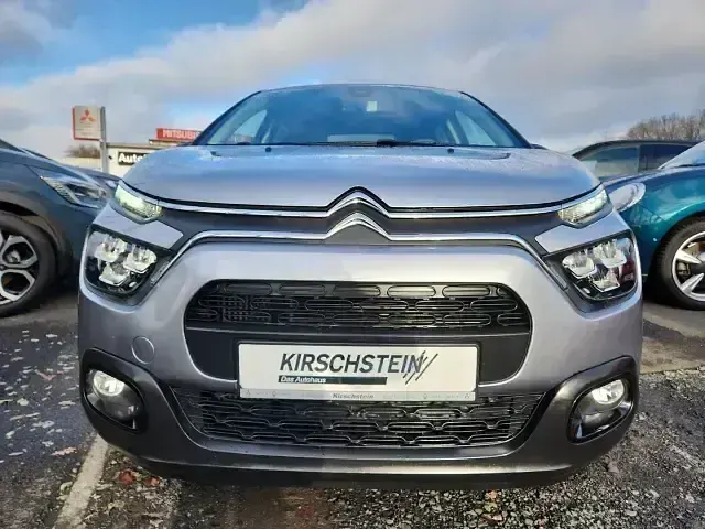 Usado Citroën C3 105 CV (77 kW) 2024 Gris Berlina