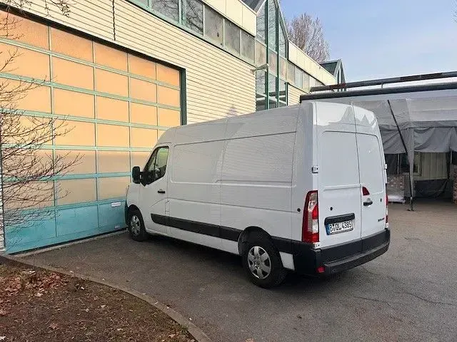 Gebraucht Renault Master 150 PS (110 kW) 2024 Weiß Van / Kleinbus