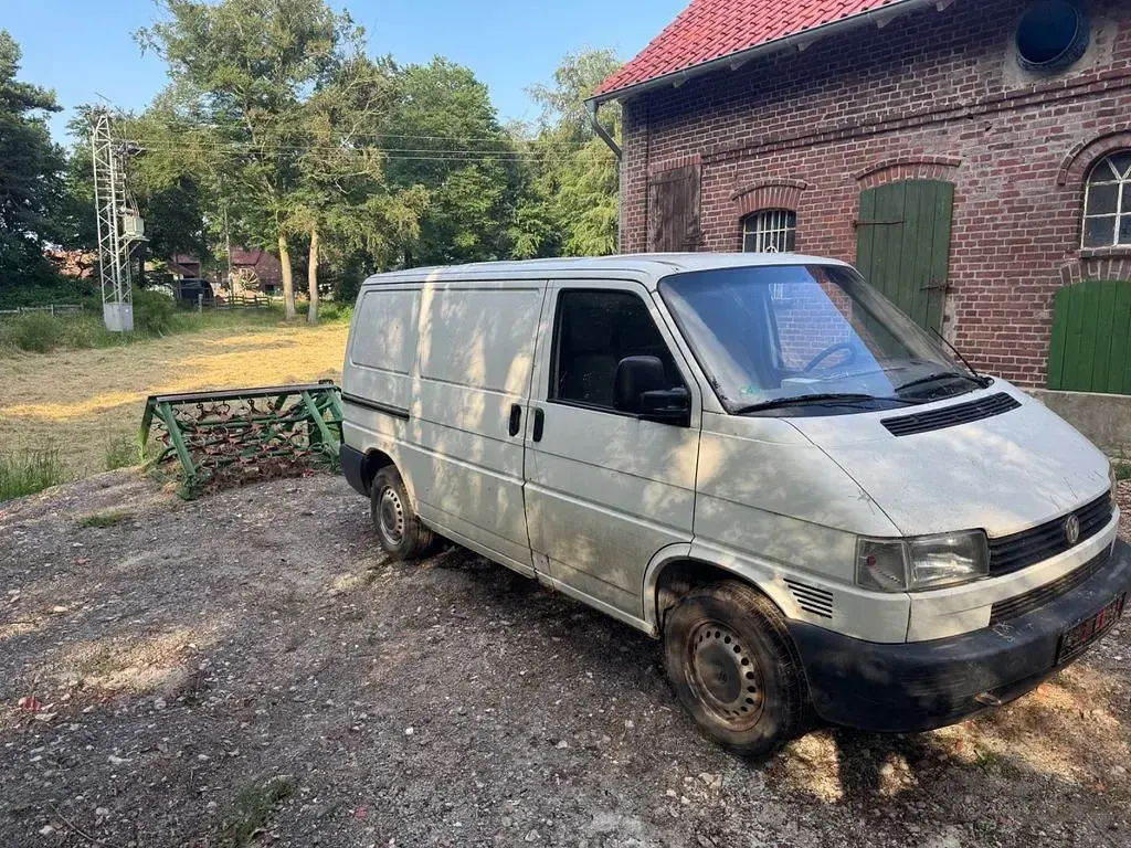 Gebraucht VW T4 68 PS (50 kW) 1999 Weiß Van