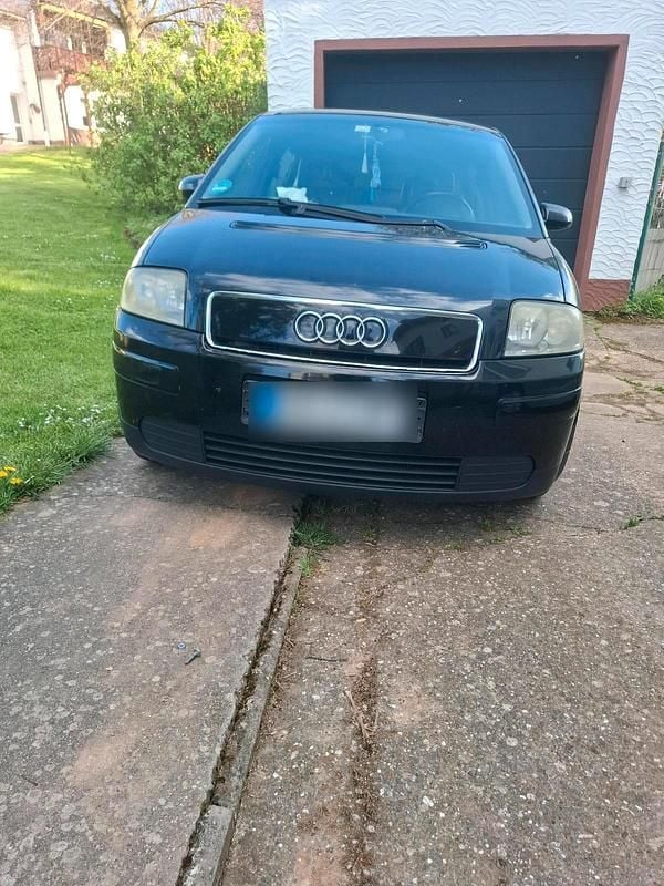 Second-hand Audi A2 90 CP (66 kW) 2001 Albastru Hatchback