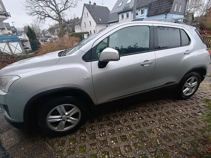 Gebraucht Chevrolet Trax 140 PS (102 kW) 2014 Grau SUV