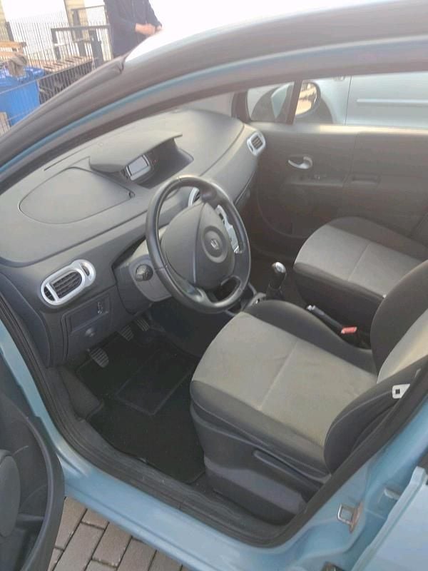 Second-hand Renault Modus 100 CP (73 kW) 2008 Bej Monovolum