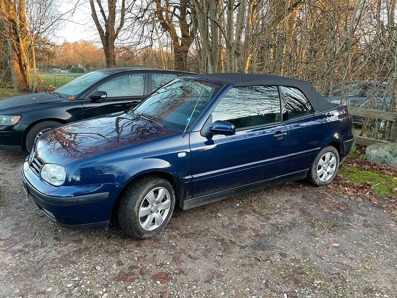 Gebraucht VW Golf Cabriolet 90 PS (66 kW) 2001 Blau Cabrio