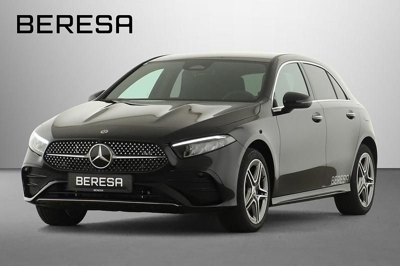 Schwarz Gebraucht 2024 Mercedes A250 AMG Kleinwagen | 33.480 € (Fairer Preis) - Bild 1/4
