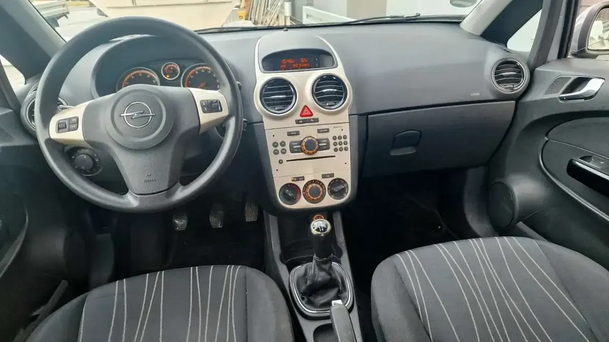 Gebraucht Opel Corsa 80 PS (58 kW) 2007 Grau Limousine