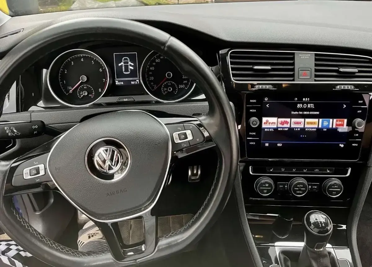 Gebraucht VW Golf VII Join 86 PS (63 kW) 2018 Blau Limousine