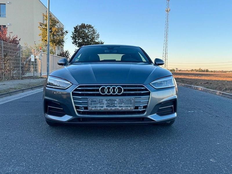 Gebraucht Audi A5 S-Line 190 PS (139 kW) 2019 Grau Coupé