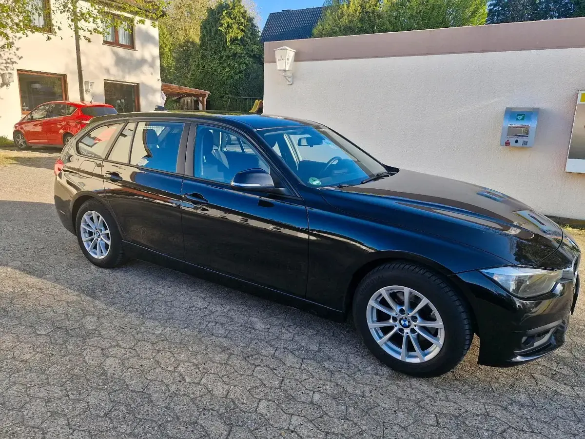 Gebraucht BMW 316 119 PS (87 kW) 2015 Schwarz Kombi