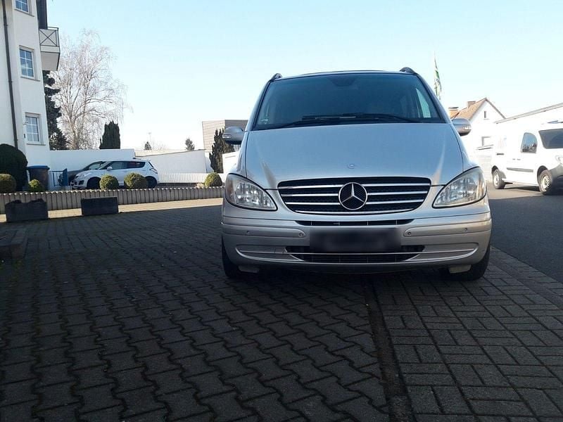 Gebraucht Mercedes Viano 204 PS (150 kW) 2006 Silber Van / Kleinbus