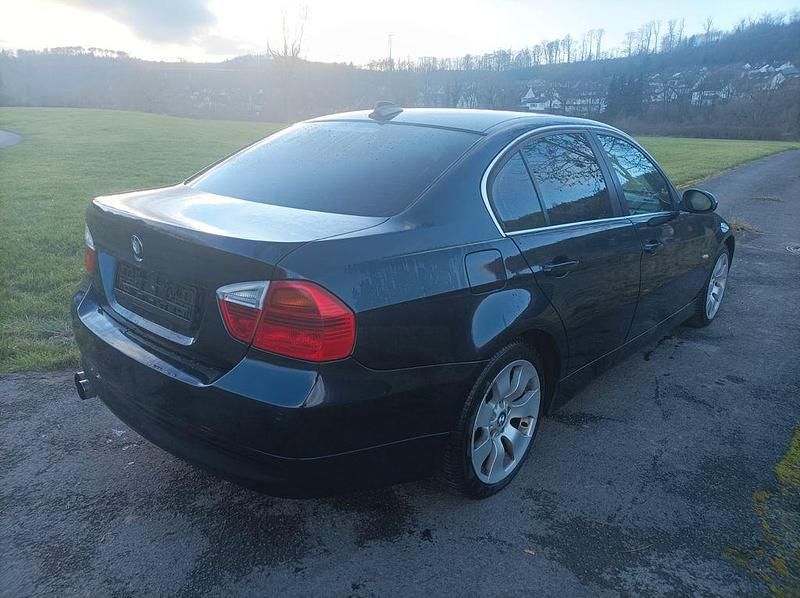 Gebraucht BMW 330 M Performance 258 PS (189 kW) 2006 Blau Limousine
