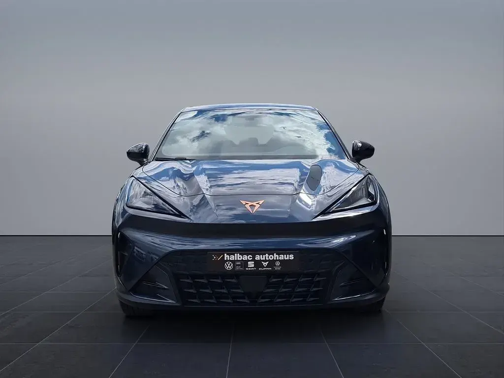 Neu Cupra Raval Endurance 155 kW (211 PS) 2026 Grau Limousine