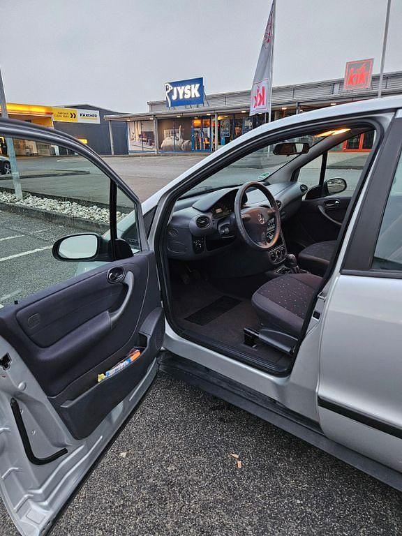 Gebraucht Mercedes A140 Classic 82 PS (60 kW) 2001 Silber Van / Kleinbus