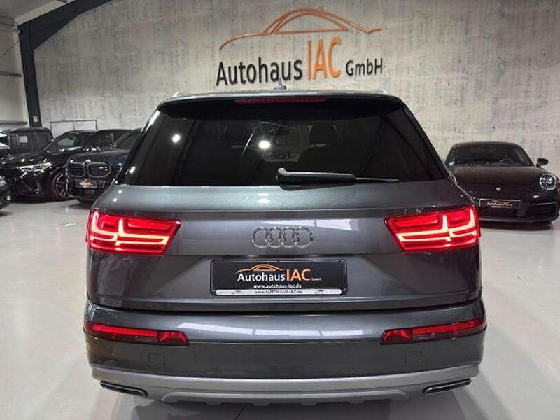 Gebraucht Audi Q7 Sport 286 PS (210 kW) 2019 Daytonagrau perleffekt SUV