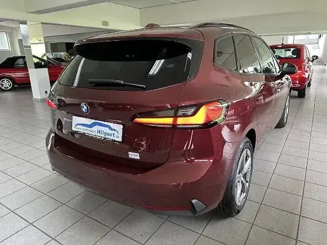 Gebraucht BMW 218 Active Tourer Performance 136 PS (100 kW) 2025 Rot Van / Kleinbus