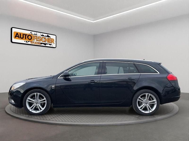 Gebraucht Opel Insignia 140 PS (102 kW) 2012 Schwarz Kombi