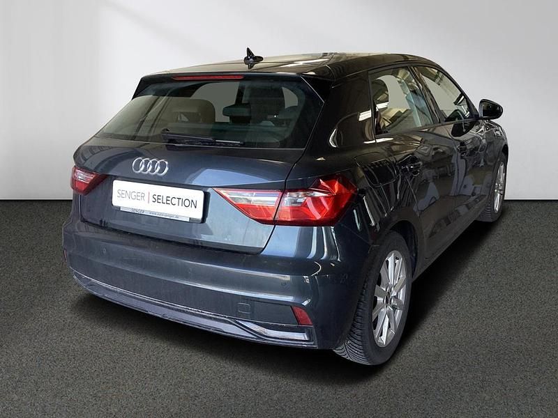 Gebraucht Audi A1 Sportback Advanced 95 PS (69 kW) 2022 Grau Kleinwagen