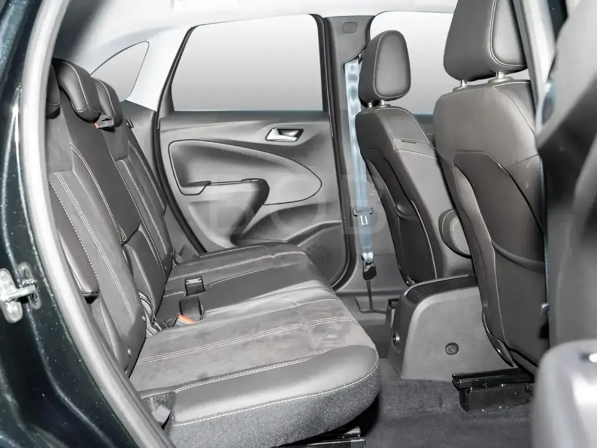 Gebraucht Opel Crossland Ultimate 131 PS (96 kW) 2024 Schwarz SUV