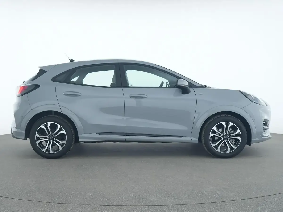 Gebraucht Ford Puma ST-Line 125 PS (91 kW) 2023 Fancy grau SUV