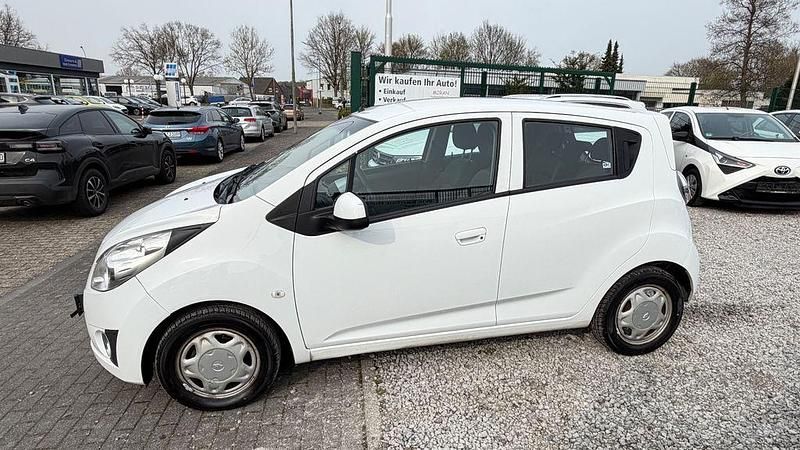 Second-hand Chevrolet Spark LS 68 CP (50 kW) 2012 Alb Hatchback