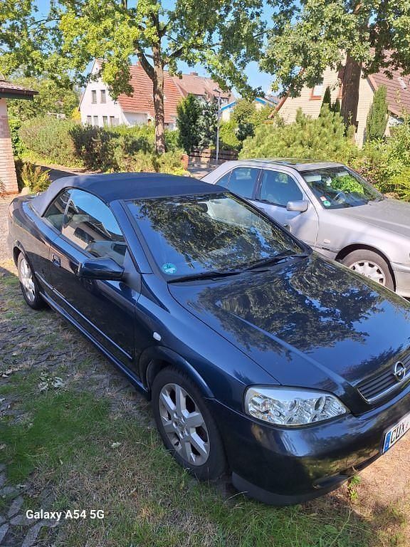 Blau Gebraucht 2002 Opel Astra Cabriolet Cabrio | 1.799 € (Guter Preis) - Bild 1/4