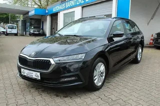 Gebraucht Skoda Octavia Ambition 150 PS (110 kW) 2023 Schwarz Kombi