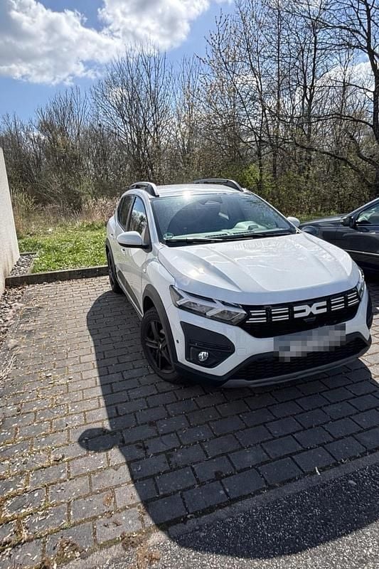 Gebraucht Dacia Sandero Expression 90 PS (66 kW) 2025 Weiß SUV