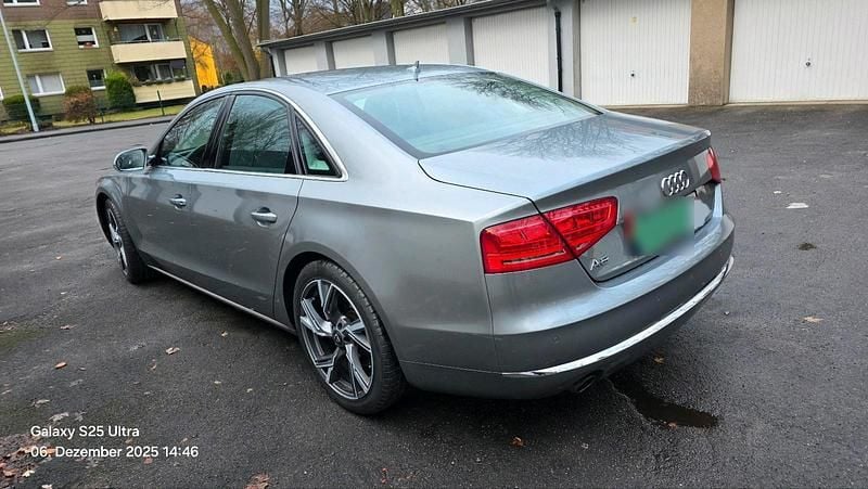 Second-hand Audi A8 290 CP (213 kW) 2011 Gri Berlinǎ
