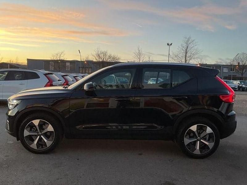 Gebraucht Volvo XC40 Core 129 PS (94 kW) 2023 Onyx black SUV