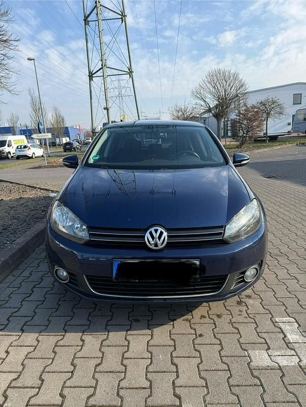 Blau Gebraucht 2009 VW Golf VI Highline Kleinwagen | 5.500 € (Guter Preis) - Bild 1/4