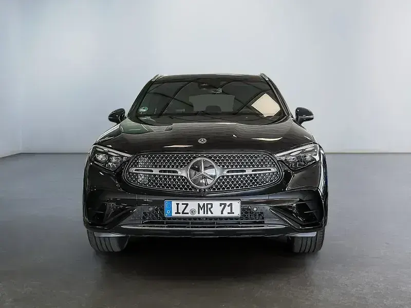 Gebraucht Mercedes GLC220 AMG 197 PS (144 kW) 2025 Andere farbe SUV