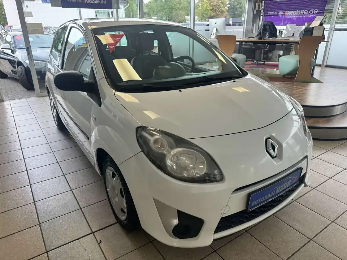 Używany Renault Twingo Authentique 58 KM (42 kW) 2010 Biały Hatchback