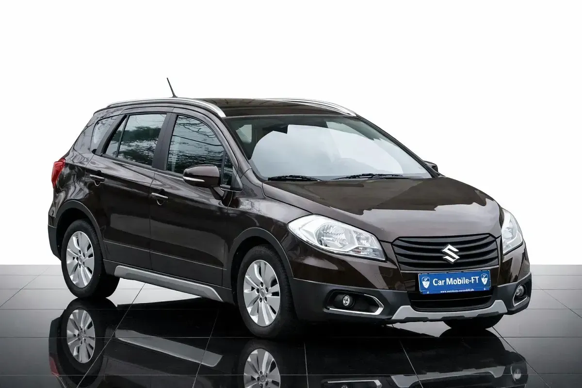 Gebraucht Suzuki SX4 Comfort 120 PS (88 kW) 2015 Braun Limousine