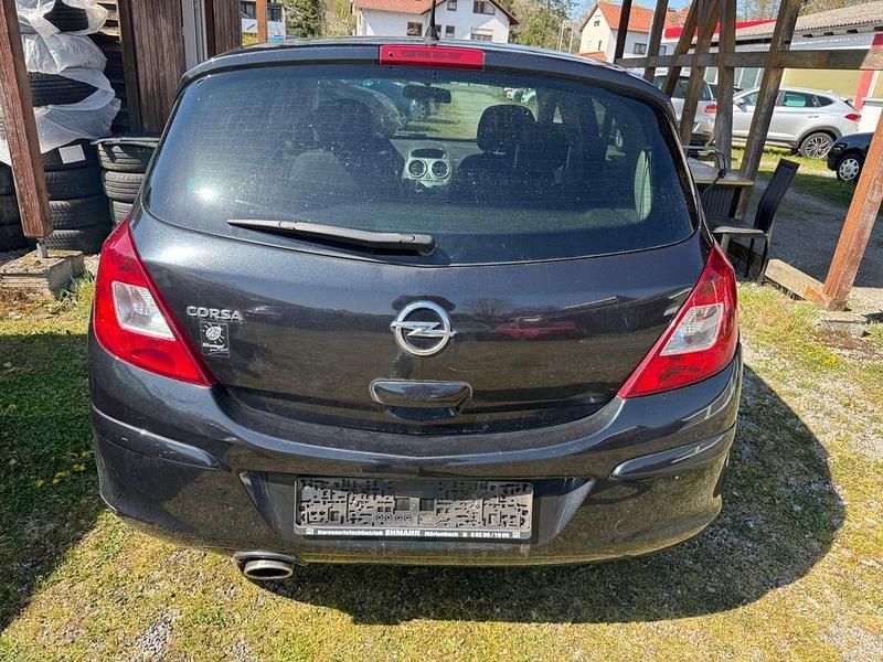 Gebraucht Opel Corsa 87 PS (63 kW) 2012 Schwarz Kleinwagen