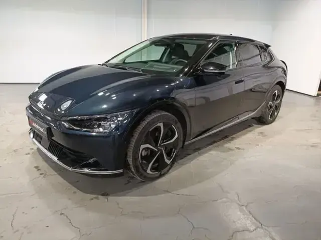 Używany Kia EV6 239 kW (325 KM) 2023 Niebieski SUV