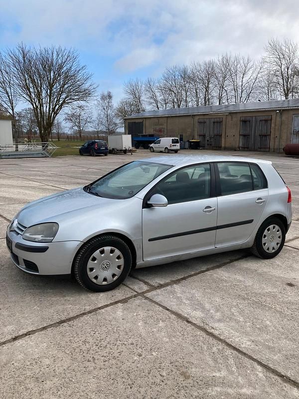 Gebraucht VW Golf IV 140 PS (102 kW) 2003 Grau Limousine