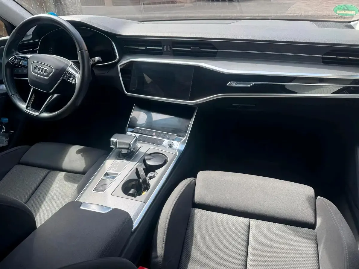 Gebraucht Audi A6 S-Line 204 PS (150 kW) 2019 Grau Kombi