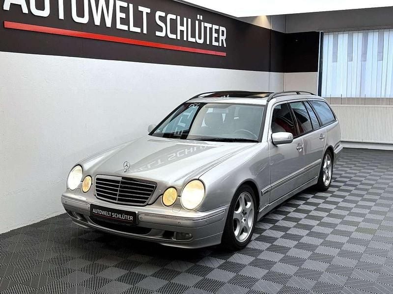 Silber Gebraucht 1999 Mercedes E280 Avantgarde Kombi | 2.990 € (Guter Preis) - Bild 1/4