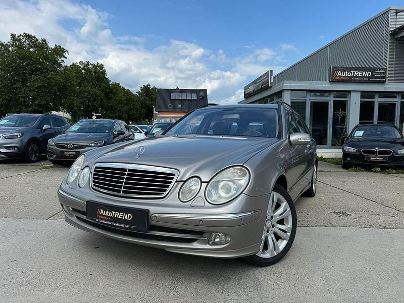 Silber Gebraucht 2004 Mercedes E320 Limousine | 2.750 € (Guter Preis) - Bild 1/4