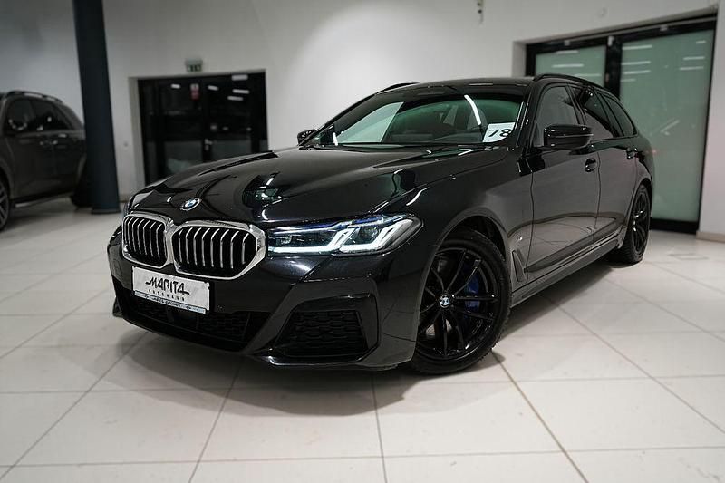Gebraucht BMW 530 M Sport 286 PS (210 kW) 2021 Schwarz Limousine