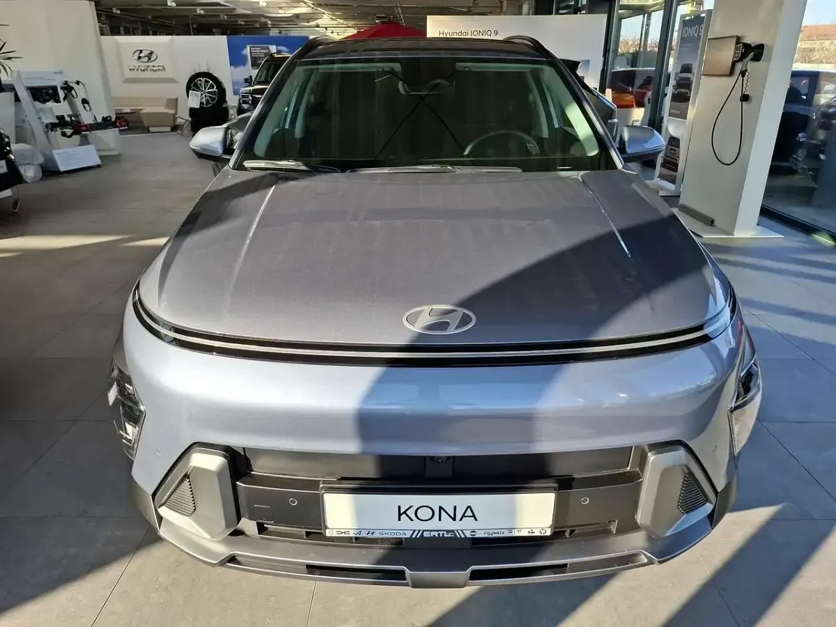 Neu Hyundai Kona Trend 138 PS (101 kW) 2025 Meta blue SUV