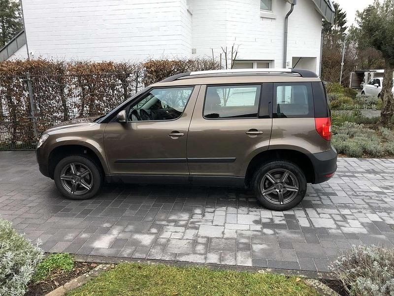 Gebraucht Skoda Yeti Plus Edition 110 PS (80 kW) 2011 SUV