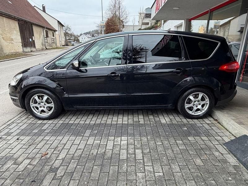 Gebraucht Ford S-MAX Titanium 163 PS (119 kW) 2014 Schwarz Van / Kleinbus