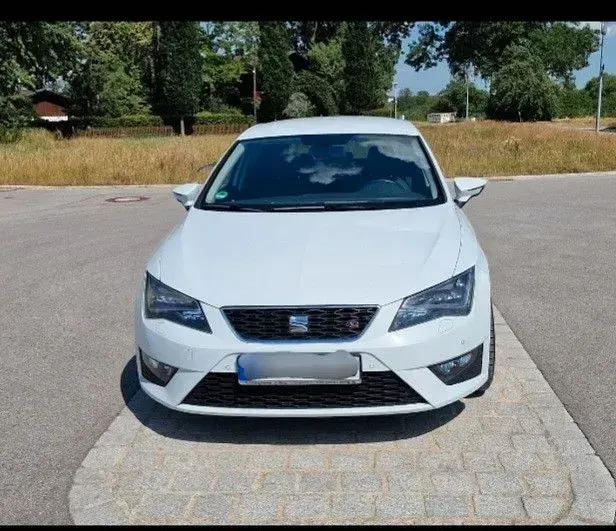 Gebraucht Seat Leon Ecomotive 140 PS (102 kW) 2013 Weiß Limousine