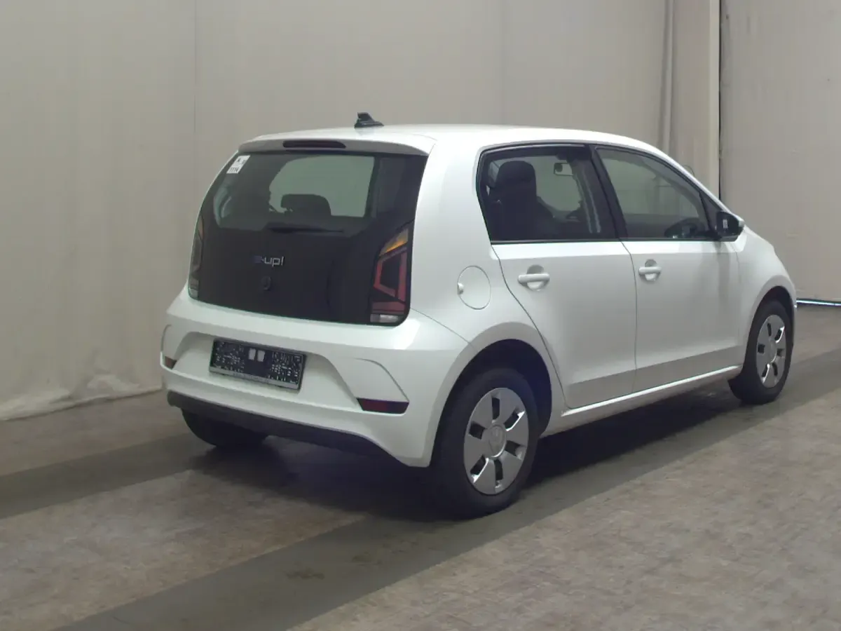 Gebraucht VW e-up! 61 kW (83 PS) 2021 Weiss Kleinwagen