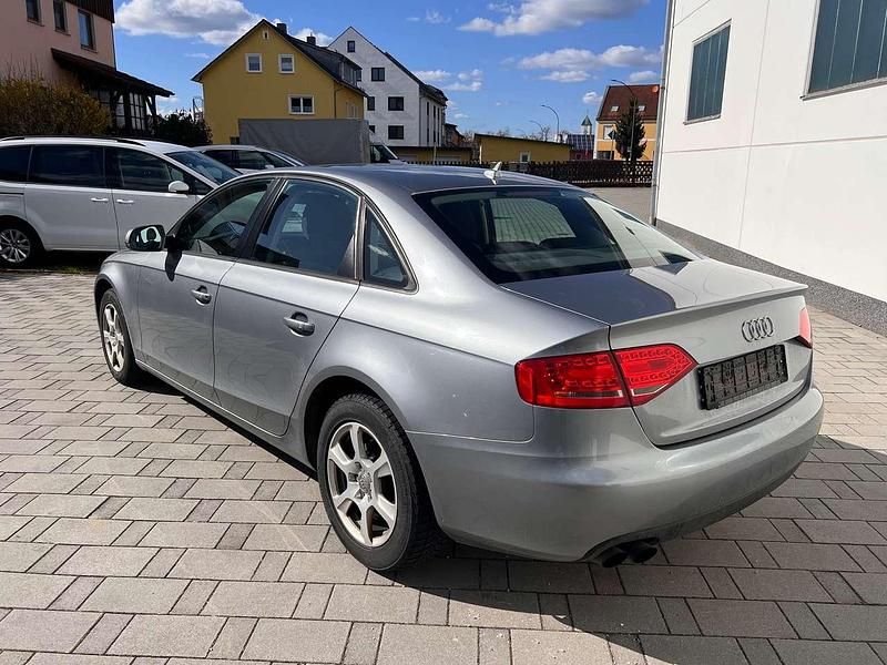 Second-hand Audi A4 179 CP (131 kW) 2011 Gri Berlinǎ
