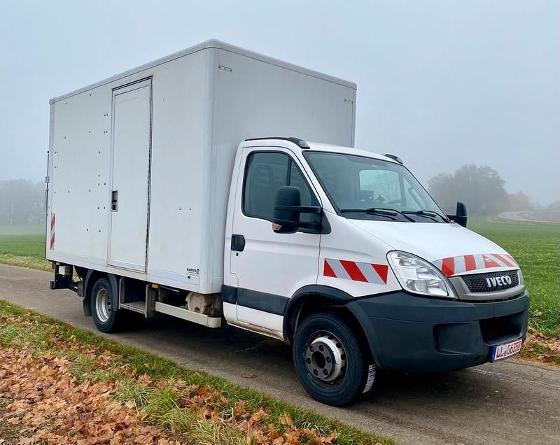 Gebraucht 2010 Iveco Daily Limousine | 11.600 € - Bild 1/4