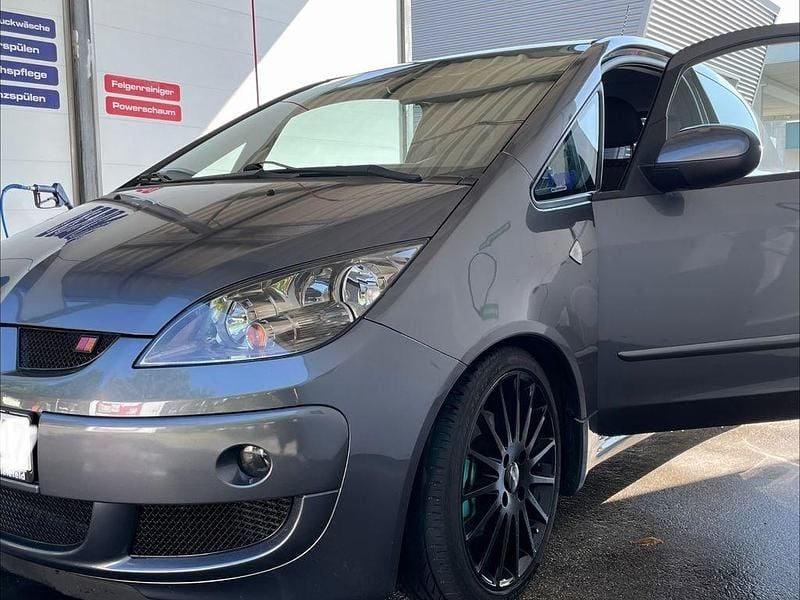 Grau Gebraucht 2007 Mitsubishi Colt Limousine | 2.350 € (Guter Preis) - Bild 1/4