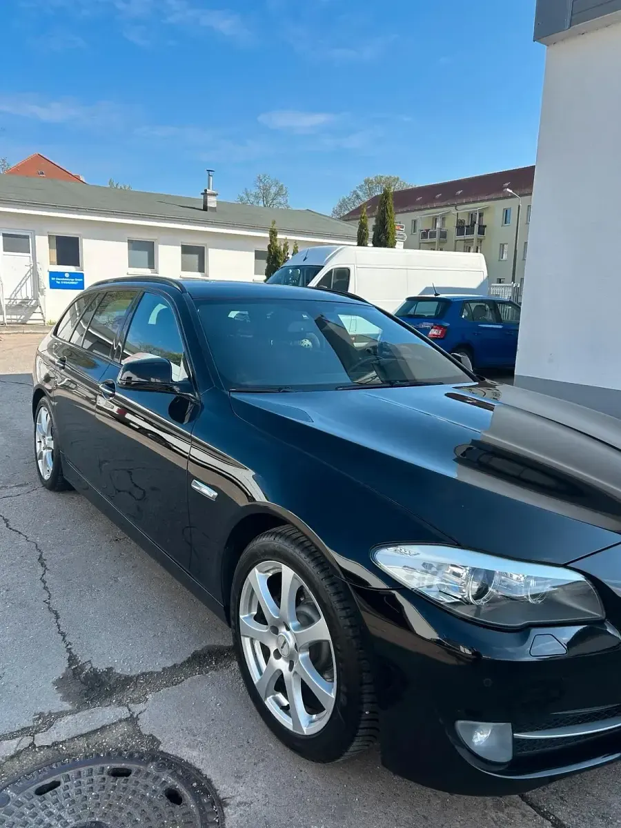 Gebraucht BMW 520 184 PS (135 kW) 2012 Kombi