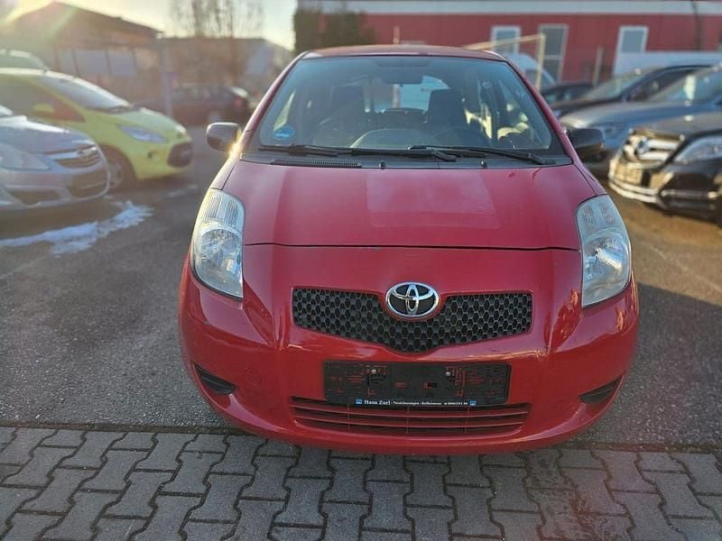 Rot Gebraucht 2008 Toyota Yaris Basis | 799 € (Guter Preis) - Bild 1/4